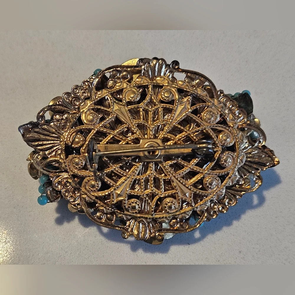 Vintage Miriam Haskell Floral Turquoise Glass Scarab Rhinestone Gold Brooch - Picture 5 of 7